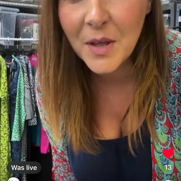 Meet your Posher, Yolande - Picture 3 of 5